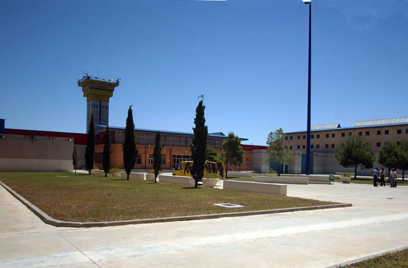 centro-penitenciario-002